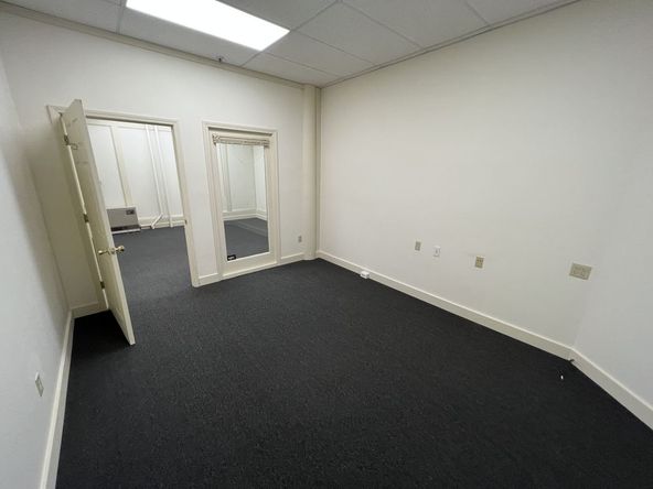 13 Washington St, Sanford, ME 04073